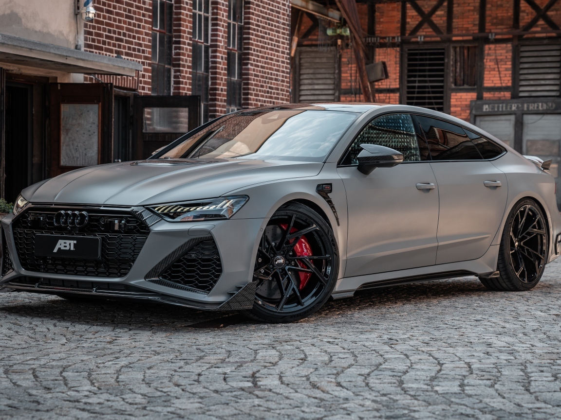 Серый автомобиль ABT RS7 Legacy Edition 2023 года