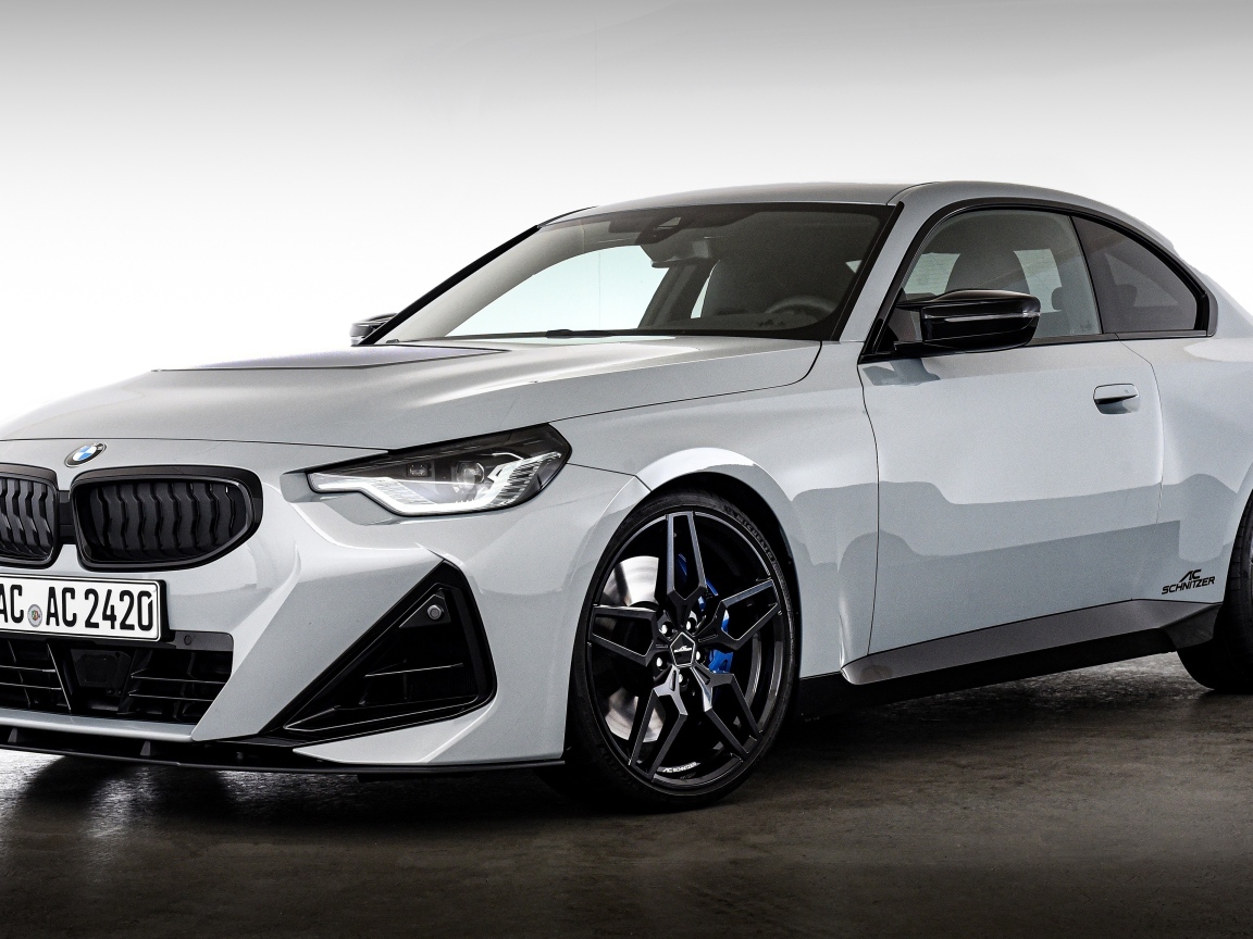 Серебристый автомобиль AC Schnitzer ACS2 4.0i
