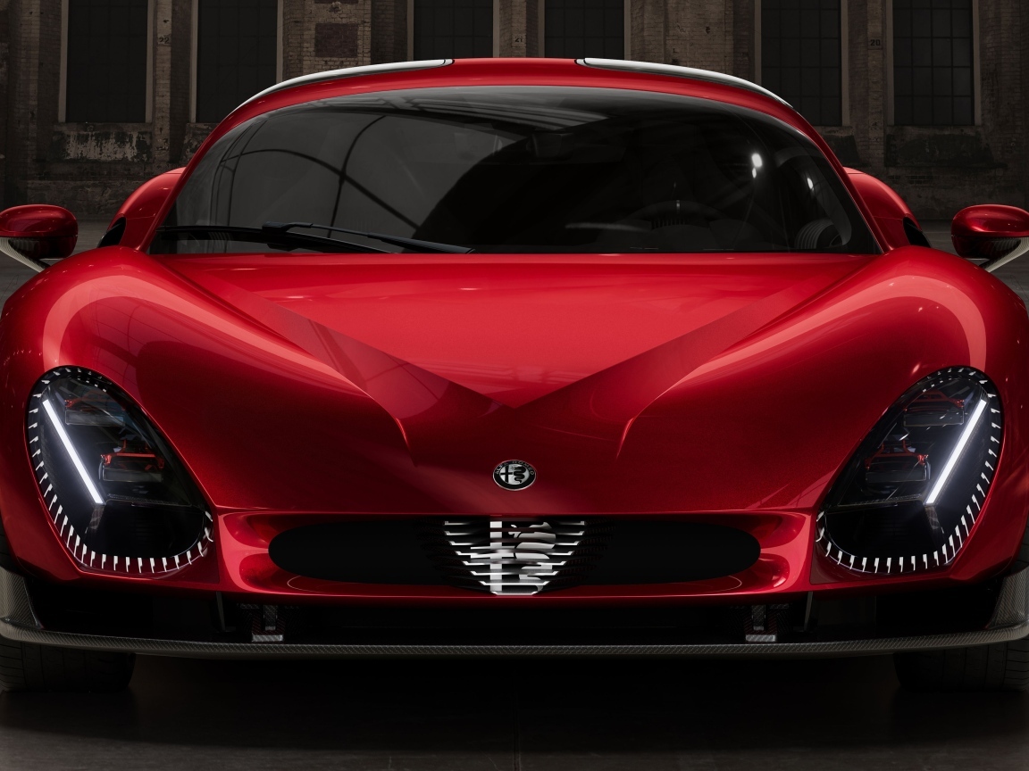 Автомобиль Alfa Romeo 33 Stradale 2024 года вид спереди