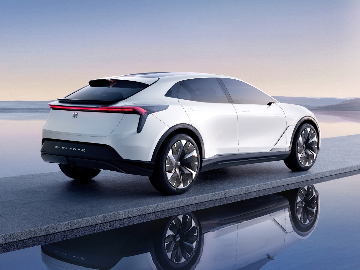 Белый внедорожник Buick Electra-X вид сзади