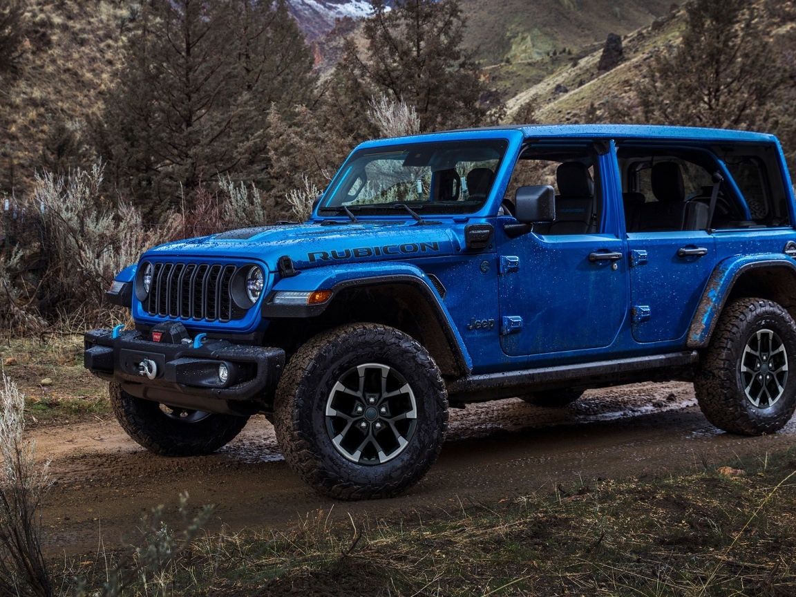Синий Jeep Wrangler Unlimited Rubicon X 4xe, 2024 года