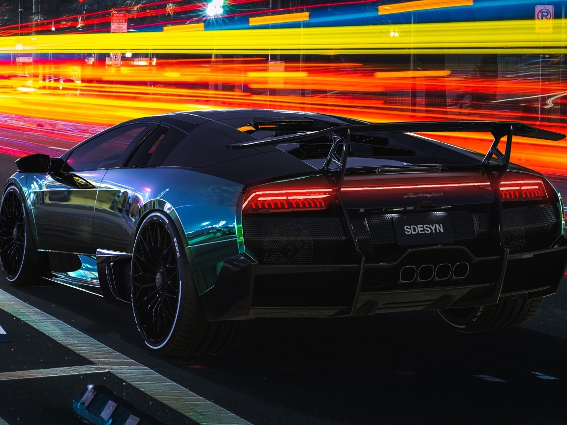 Спортивный автомобиль Lamborghini Murcielago Custom на трассе