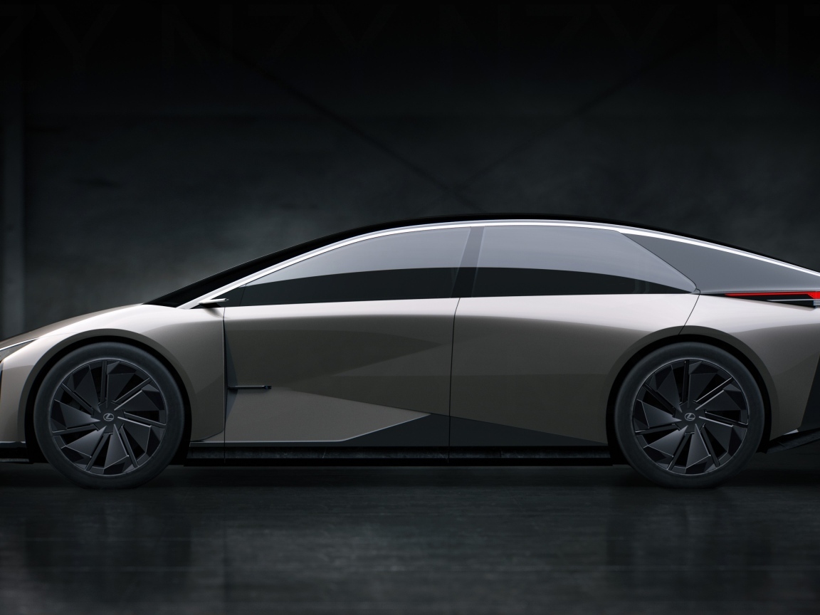 Вид сбоку на автомобиль Lexus LF-ZC