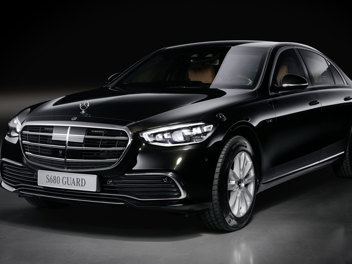 Черный Mercedes-Benz S 680 Guard 4MATIC 2023 