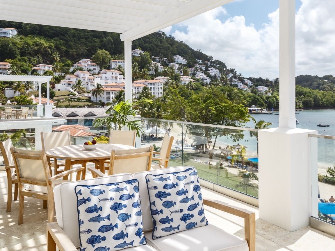 Красивая терраса в вилле