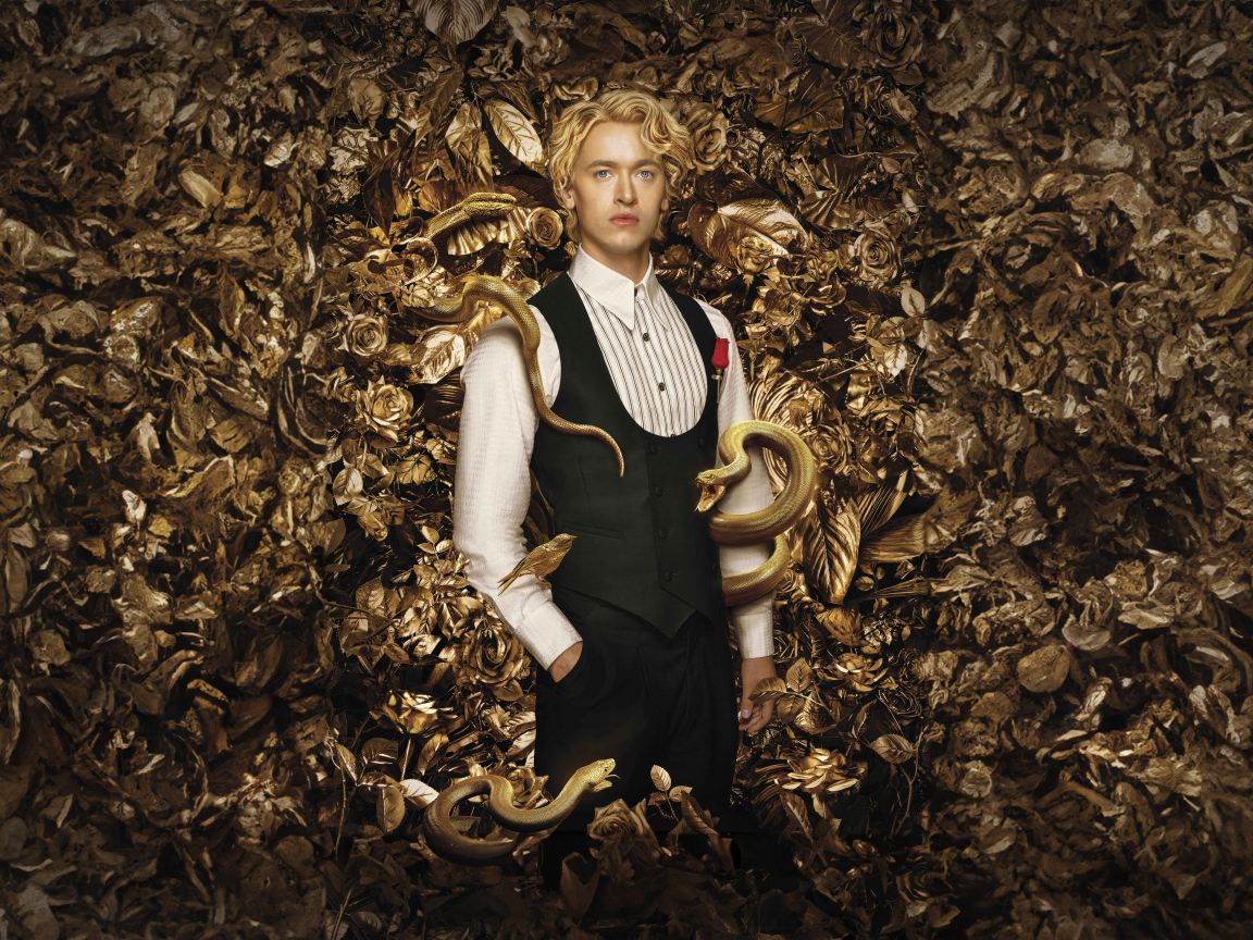 Актер Том Блит в фильме Голодные игры: Баллада о змеях и певчих птицах, 2023