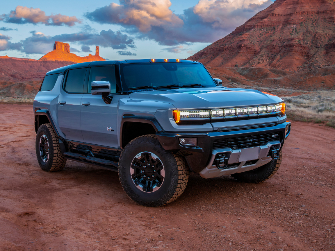 Автомобиль GMC Hummer EV 2024 года