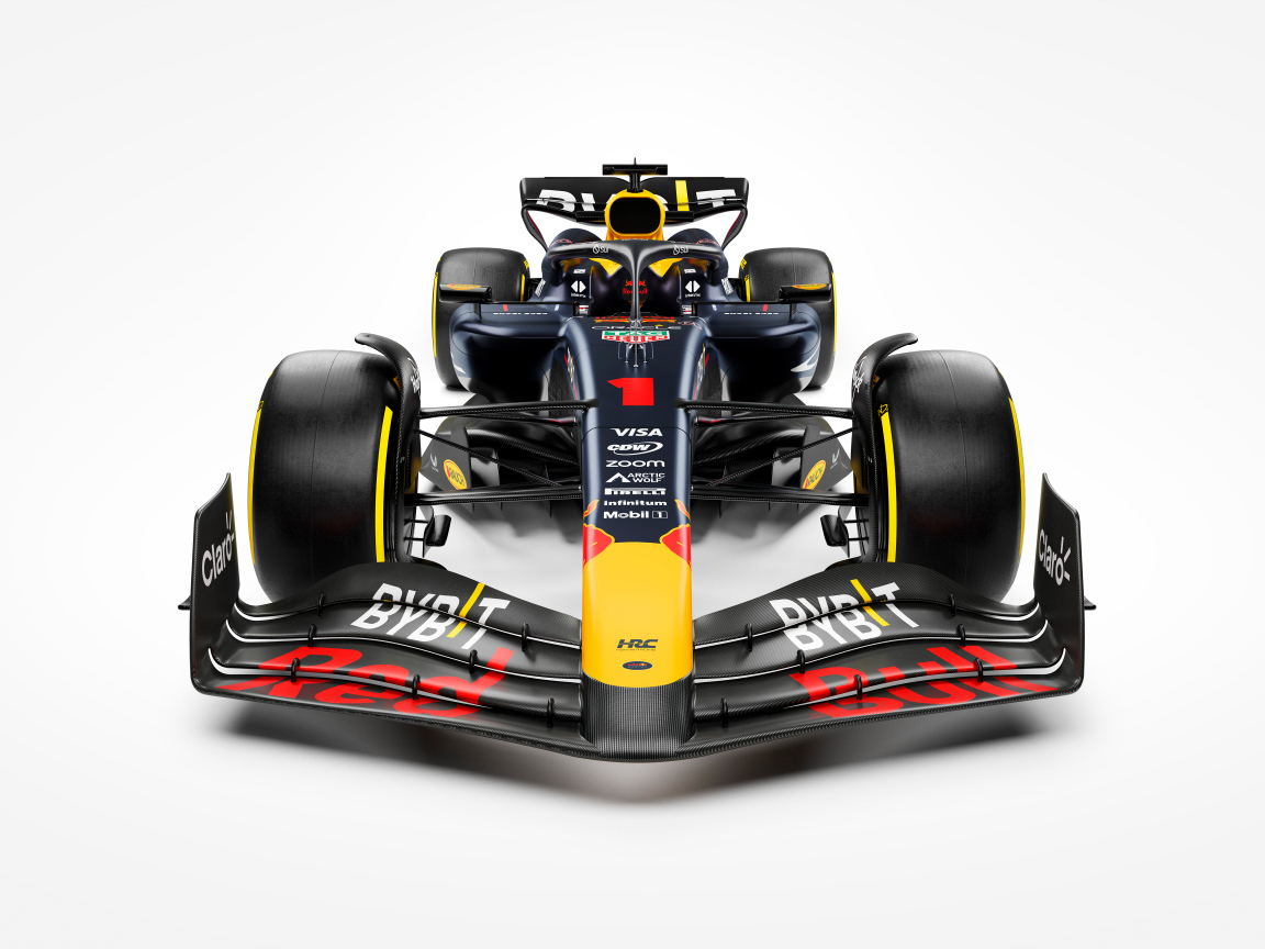 Гоночный автомобиль Red Bull RB20 2024 года вид спереди