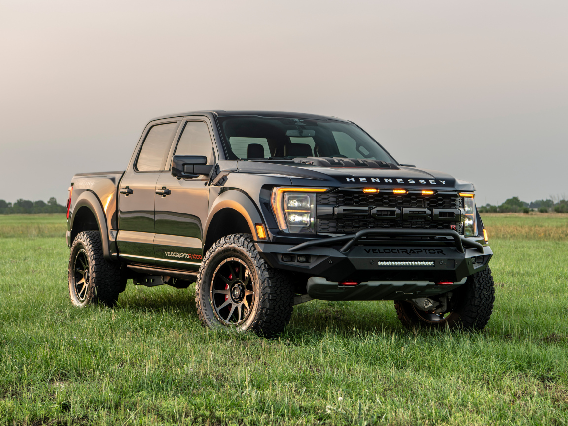 Черный пикап Hennessey VelociRaptor R 1000 2024 года