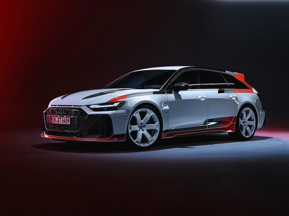 Автомобиль Audi RS 6 Avant GT 2024 года