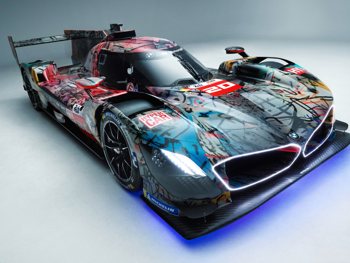 Дорогой спорткар BMW Art Car By Julie Mehretu