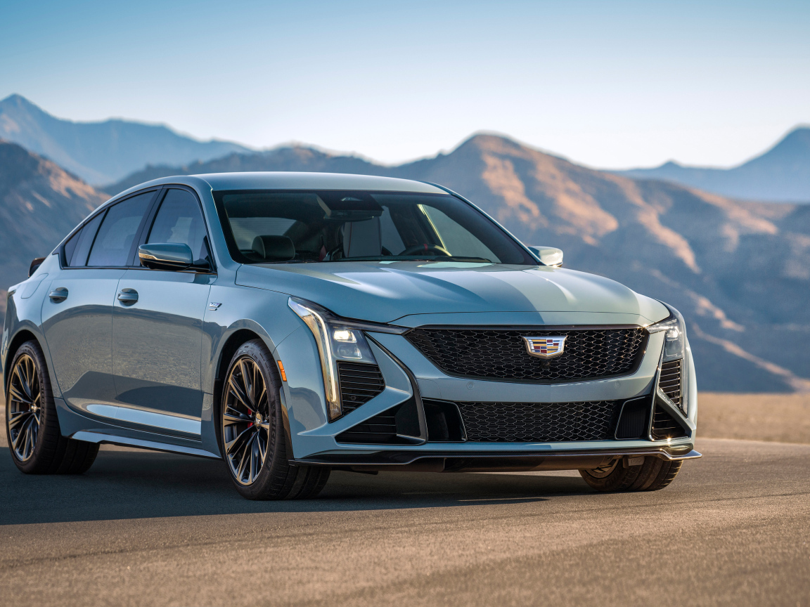 Автомобиль Cadillac CT5-V Blackwing 2025 года