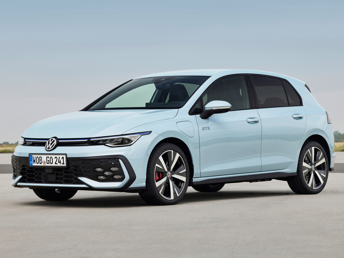 Новый автомобиль Volkswagen Golf GTE 2024 года