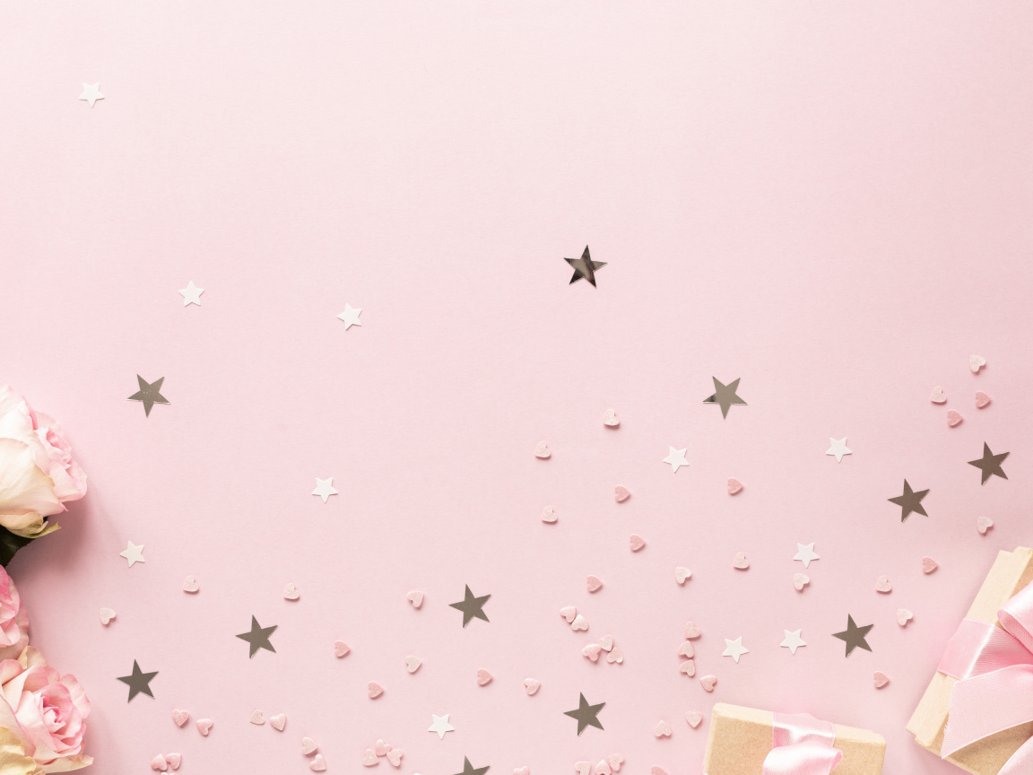 Розовые розы с подарками для шаблона открытки