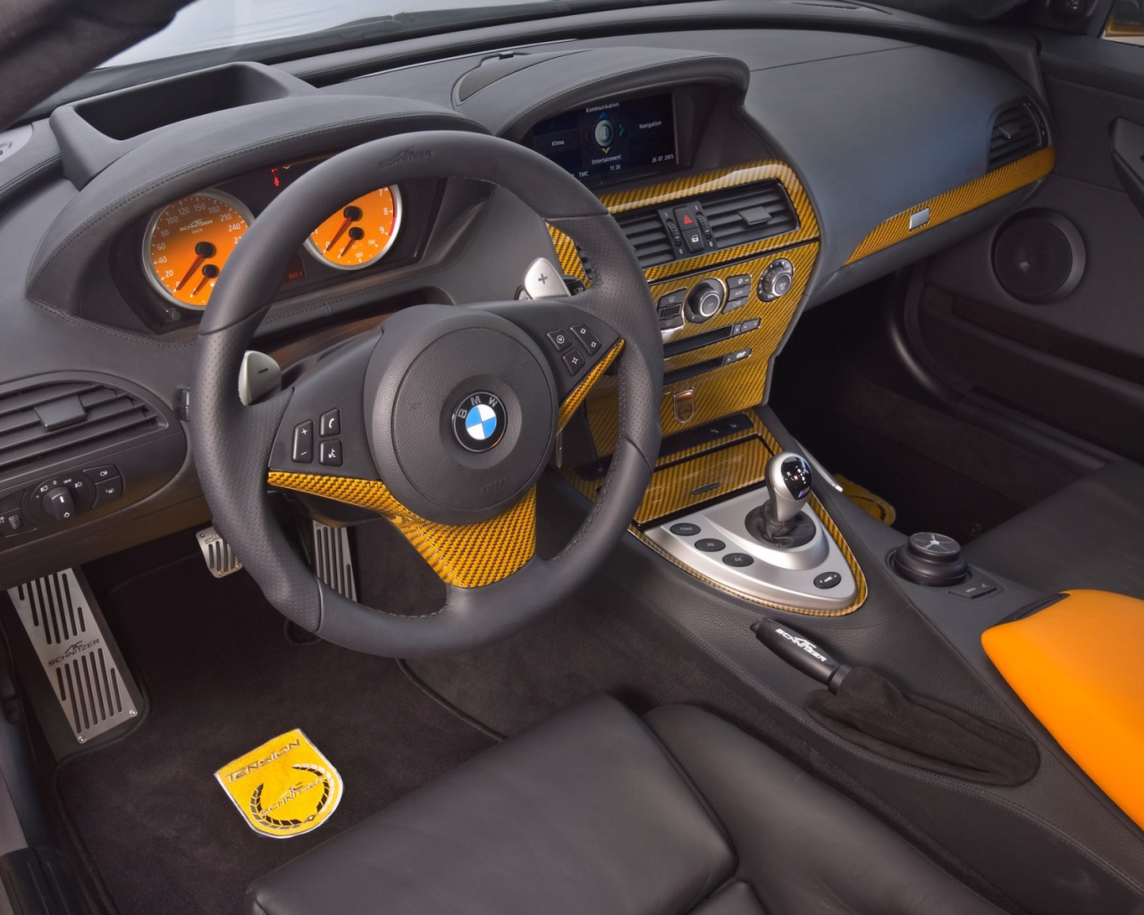 Внутри салона BMW Schnitzer