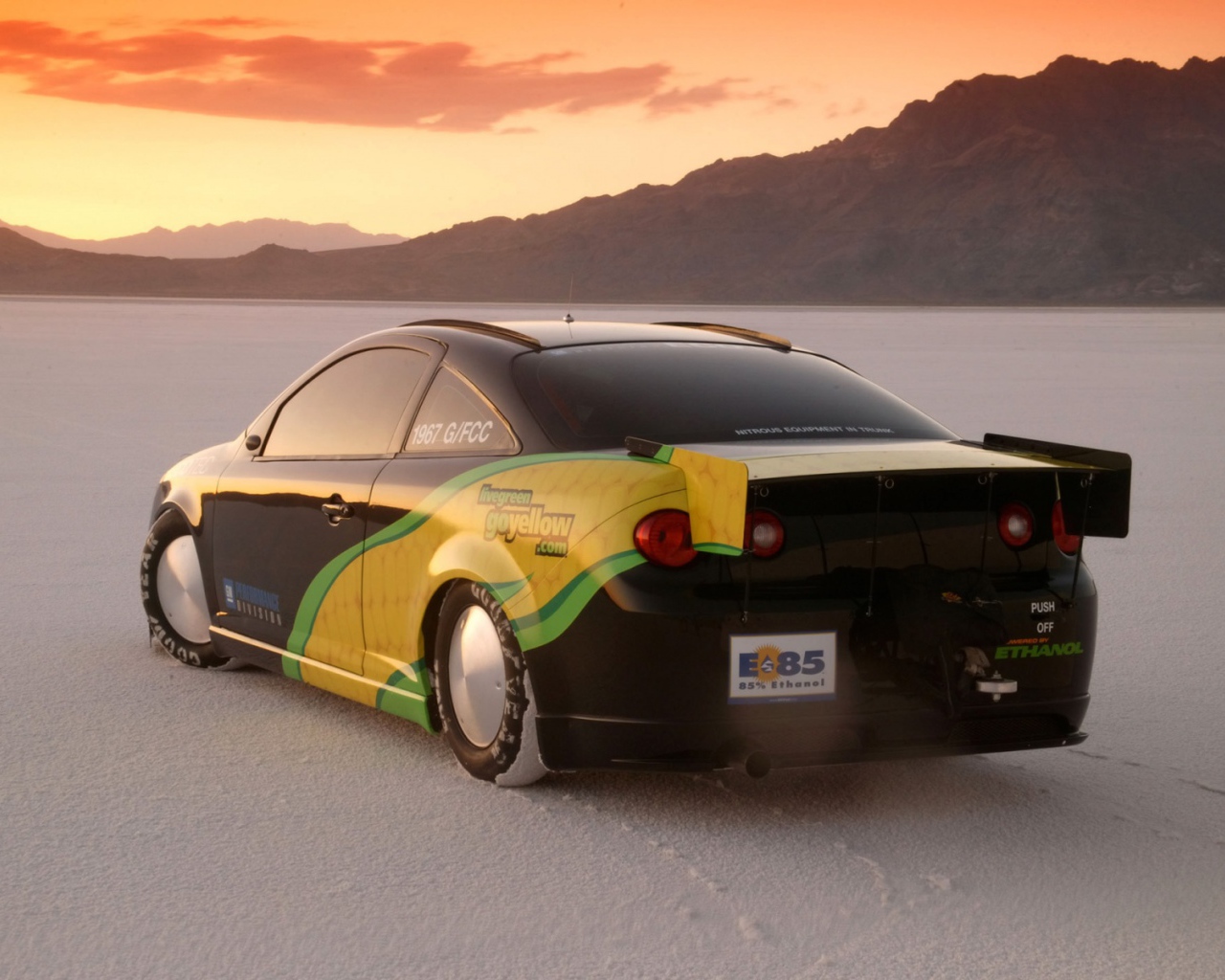 Chevrolet 2006 вид сзади