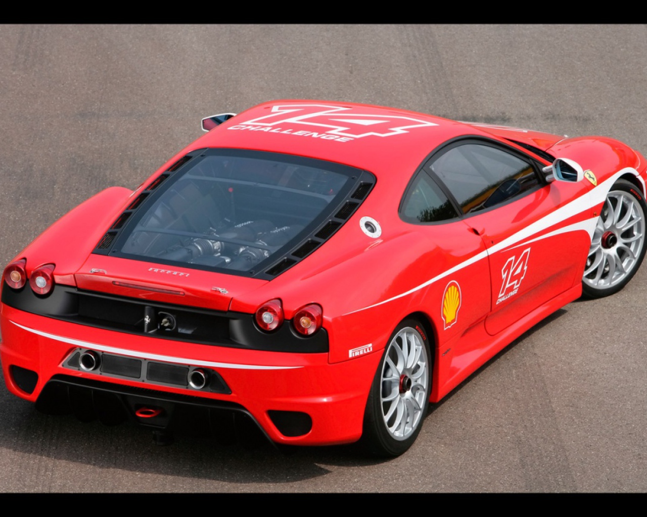  Ferrari вид сверху