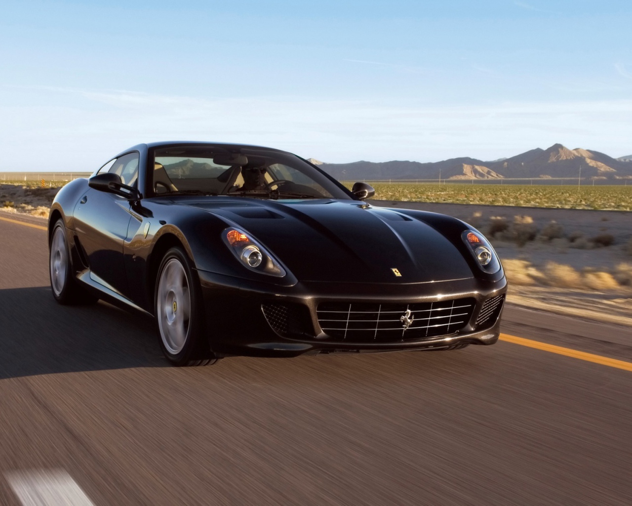 Черный Феррари 599 GTB