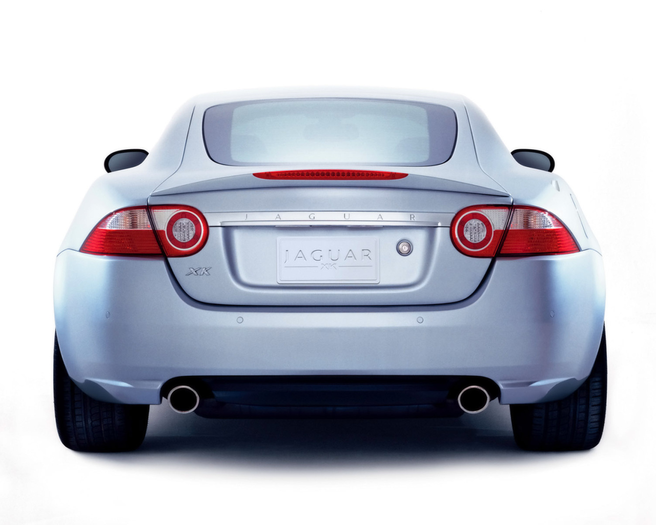 Автомобиль Ягуар XK 2007