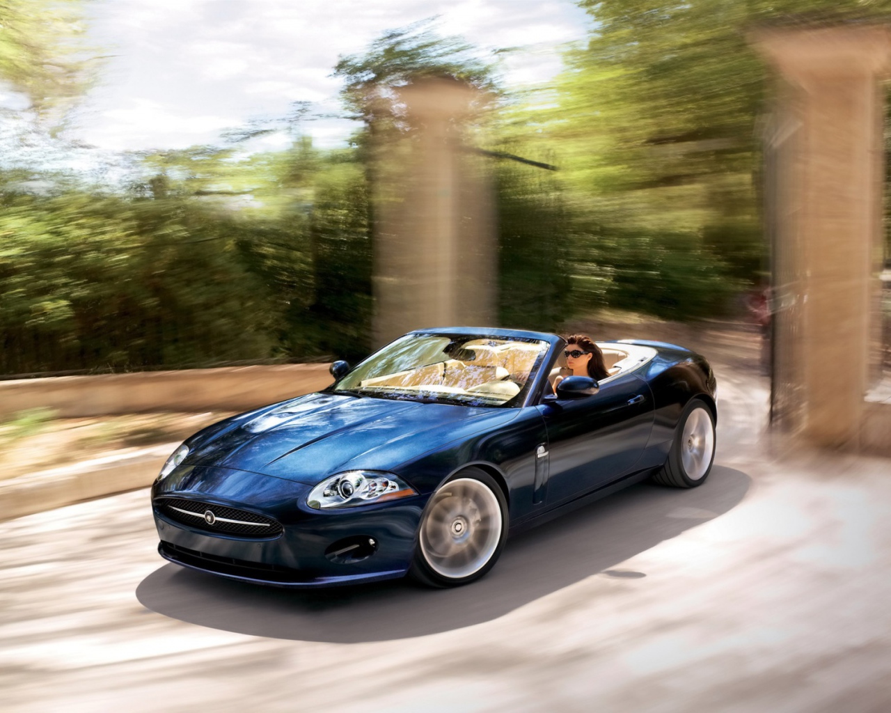 Jaguar кабриолет