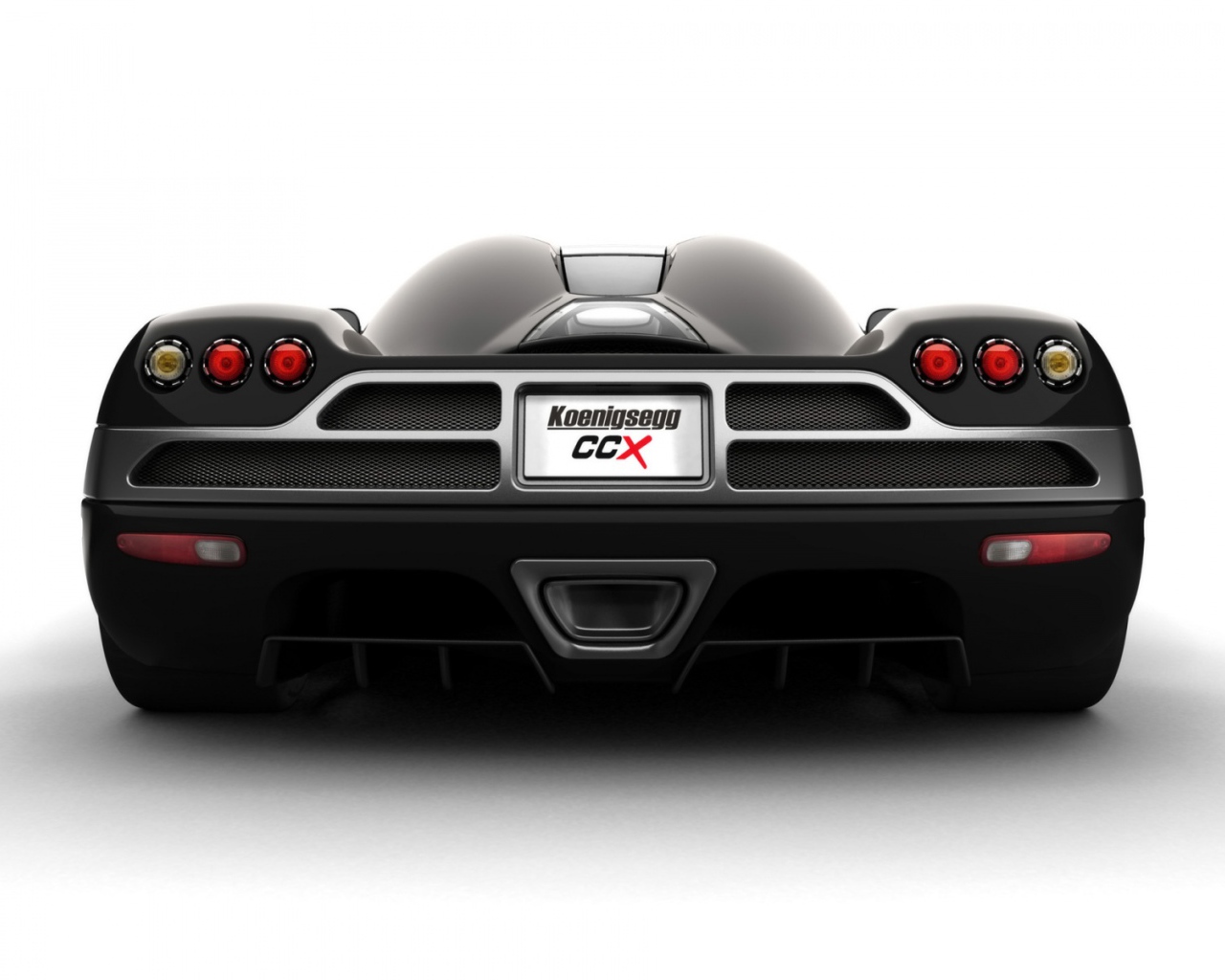 Черный спортивный Koenigsegg CCX