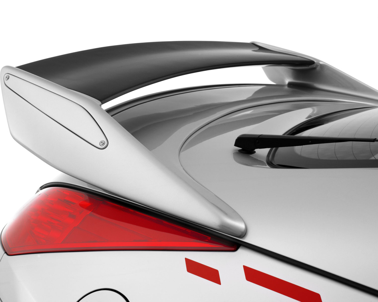 Элерон Nissan 350Z