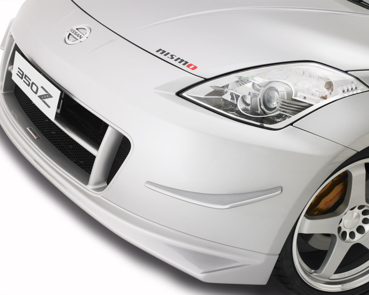 Nissan 350Z перед