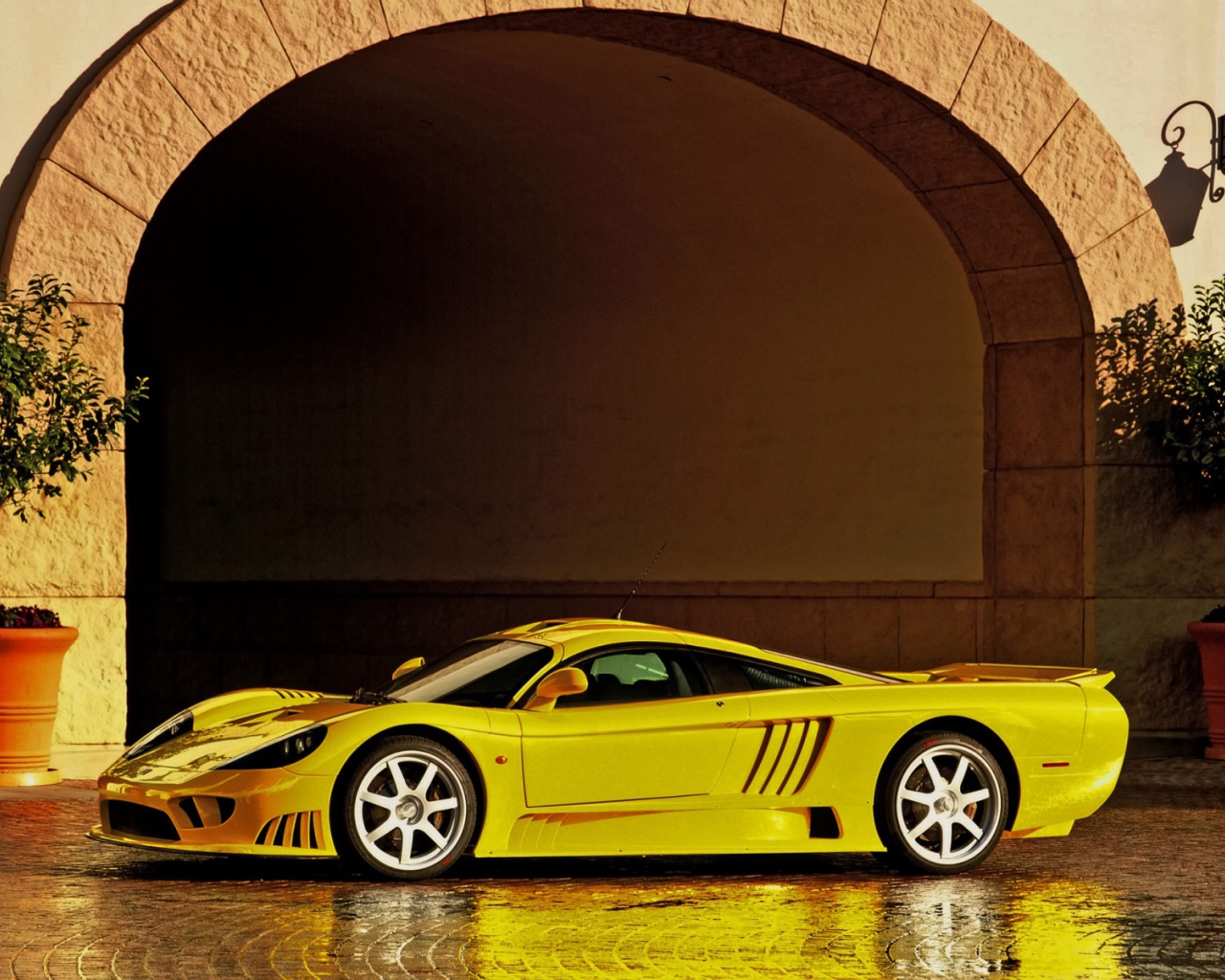 Saleen S7 спортивный авто