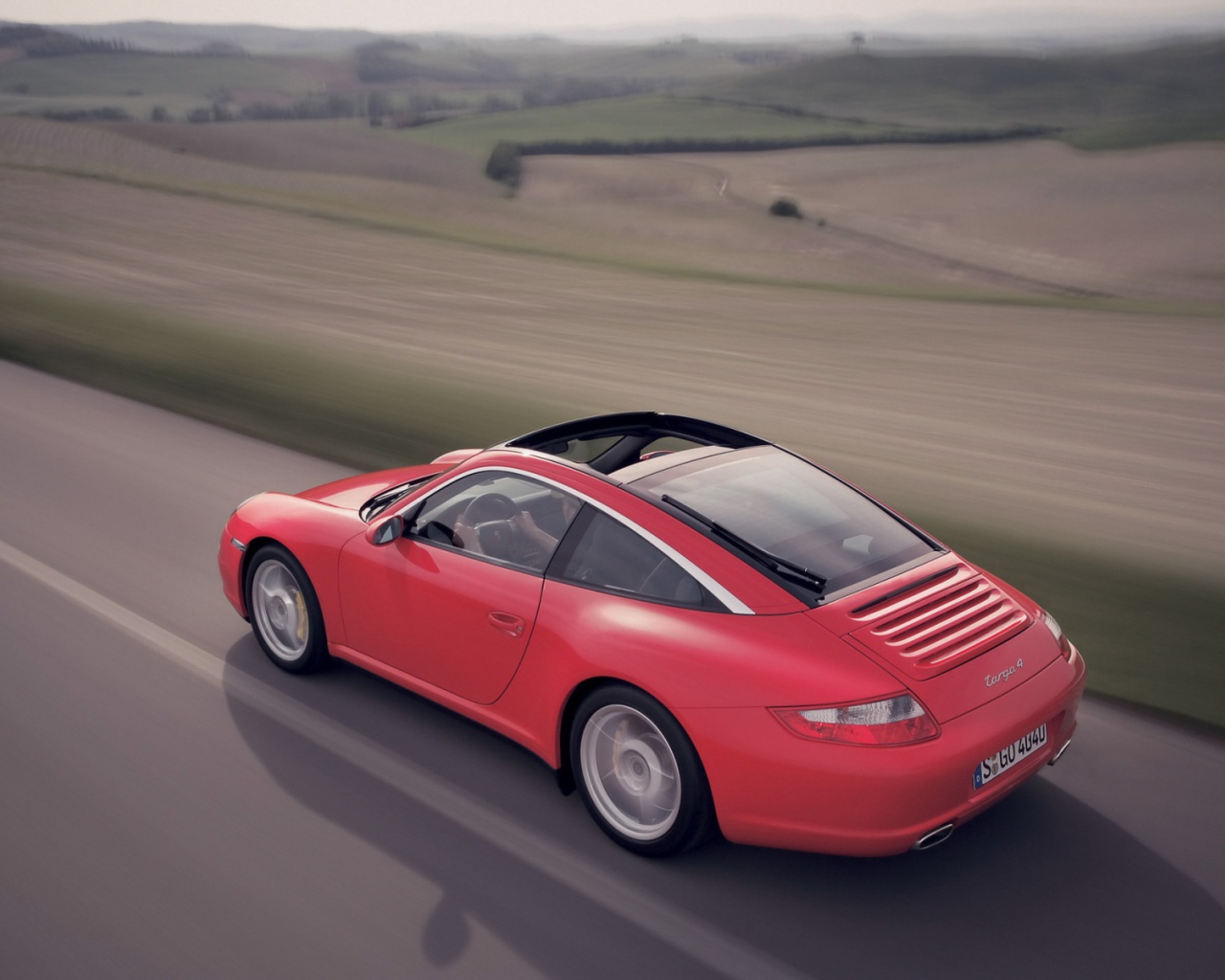 Крутой авто Porsche 911 2007 года