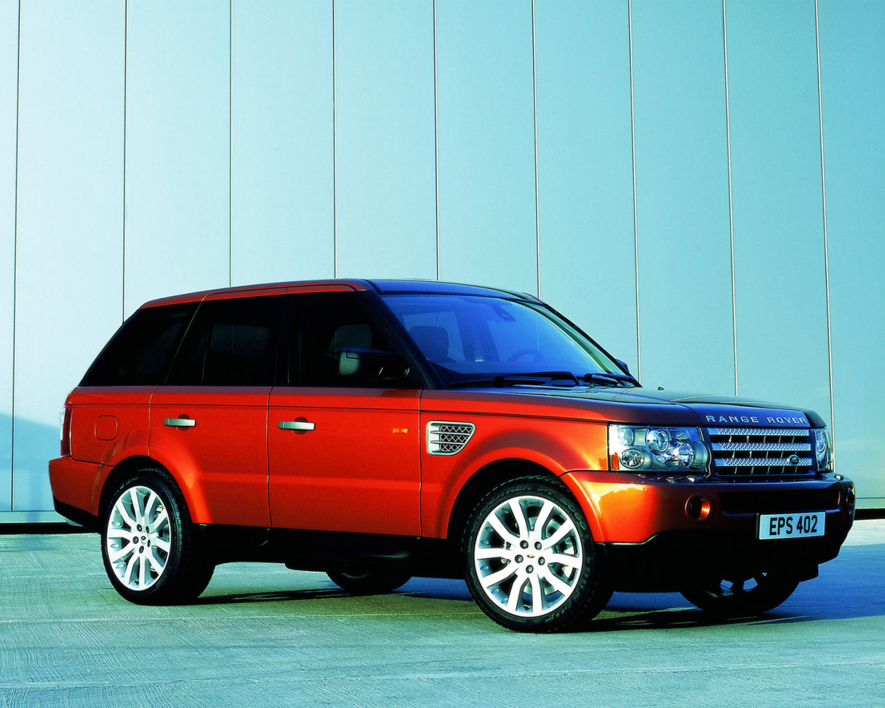 Крутой автомобиль Range Rover