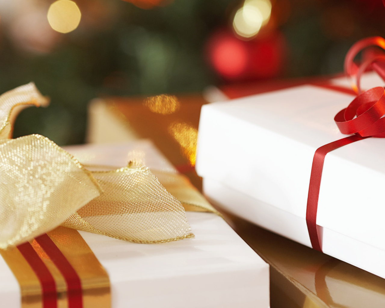 Красивые рождественские подарки