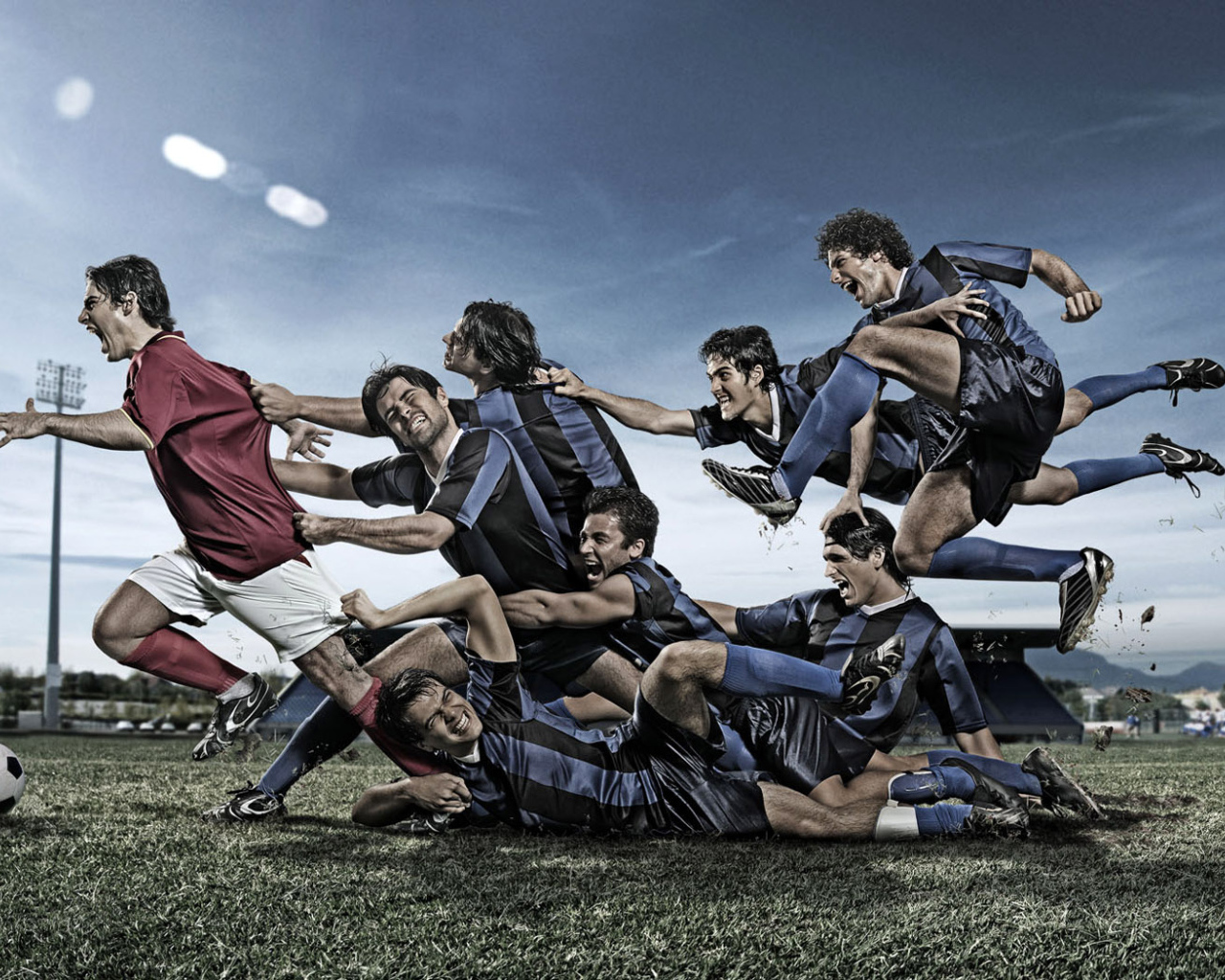 Драка за мяч / Футбол