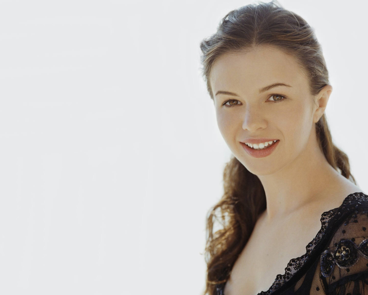 Эмбер Тамблин / Amber Tamblyn