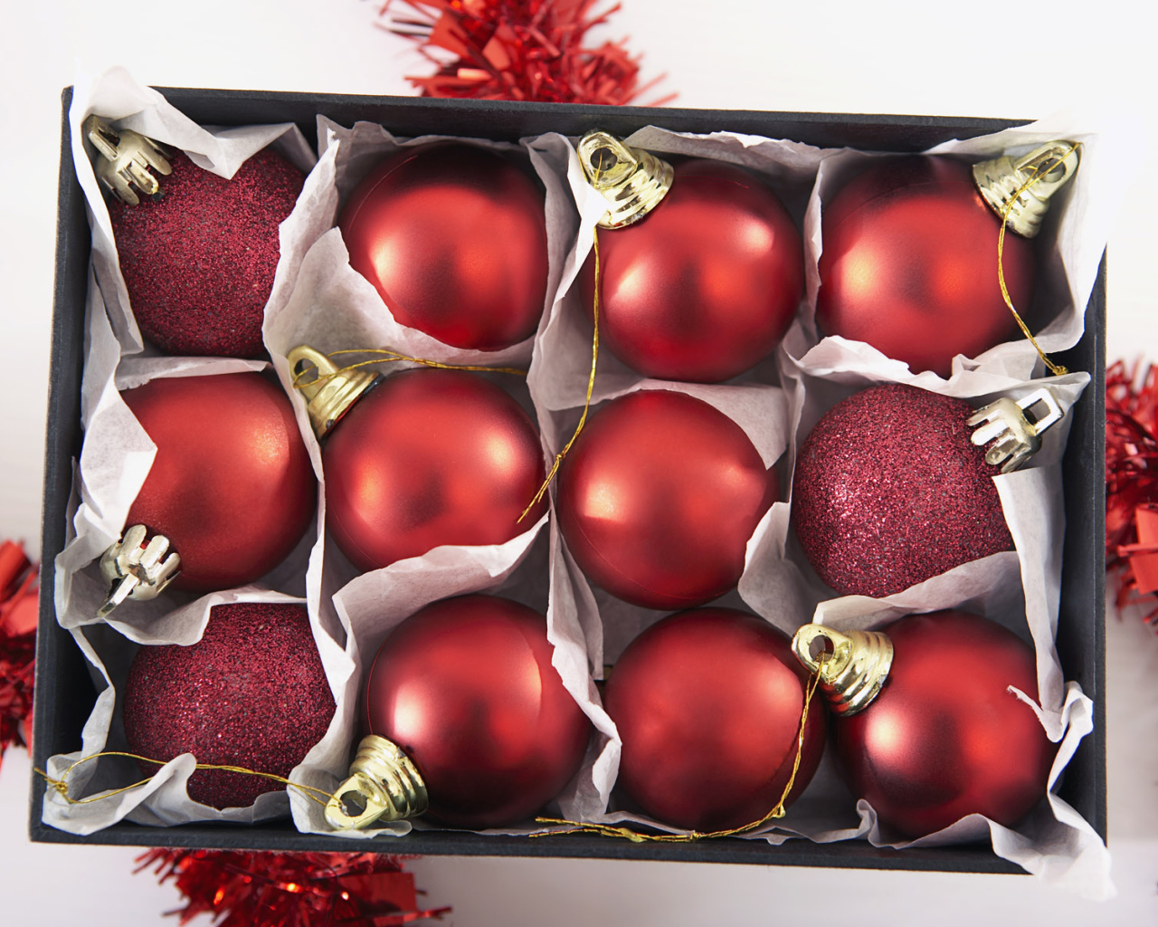 Елочные украшения к Новому Году