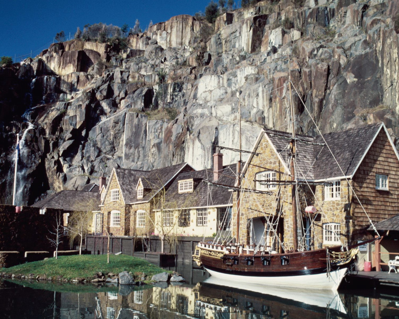 Местечко Penny Royal Mill