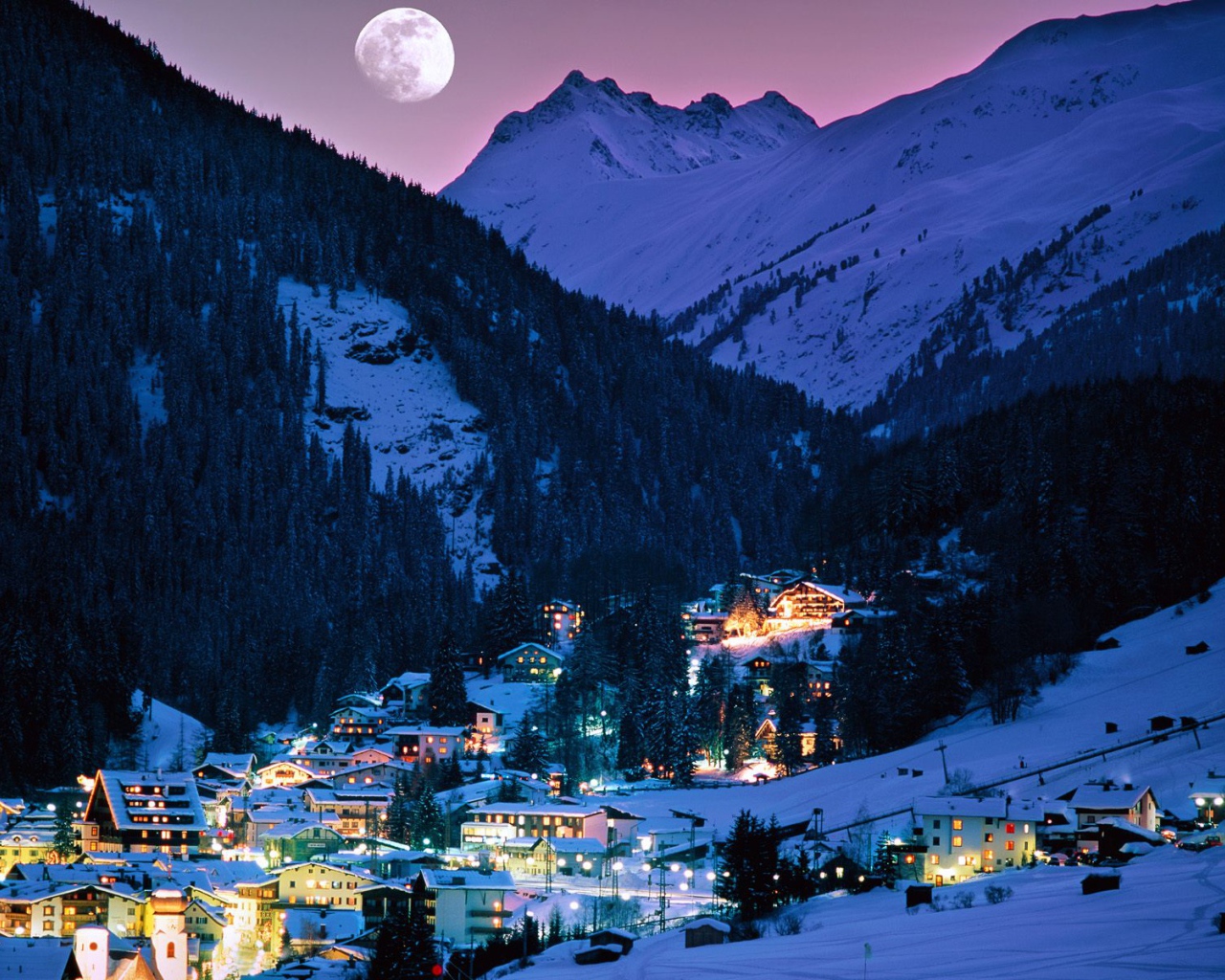 Св.  Антон в Arlberg, Тироль, Австрия