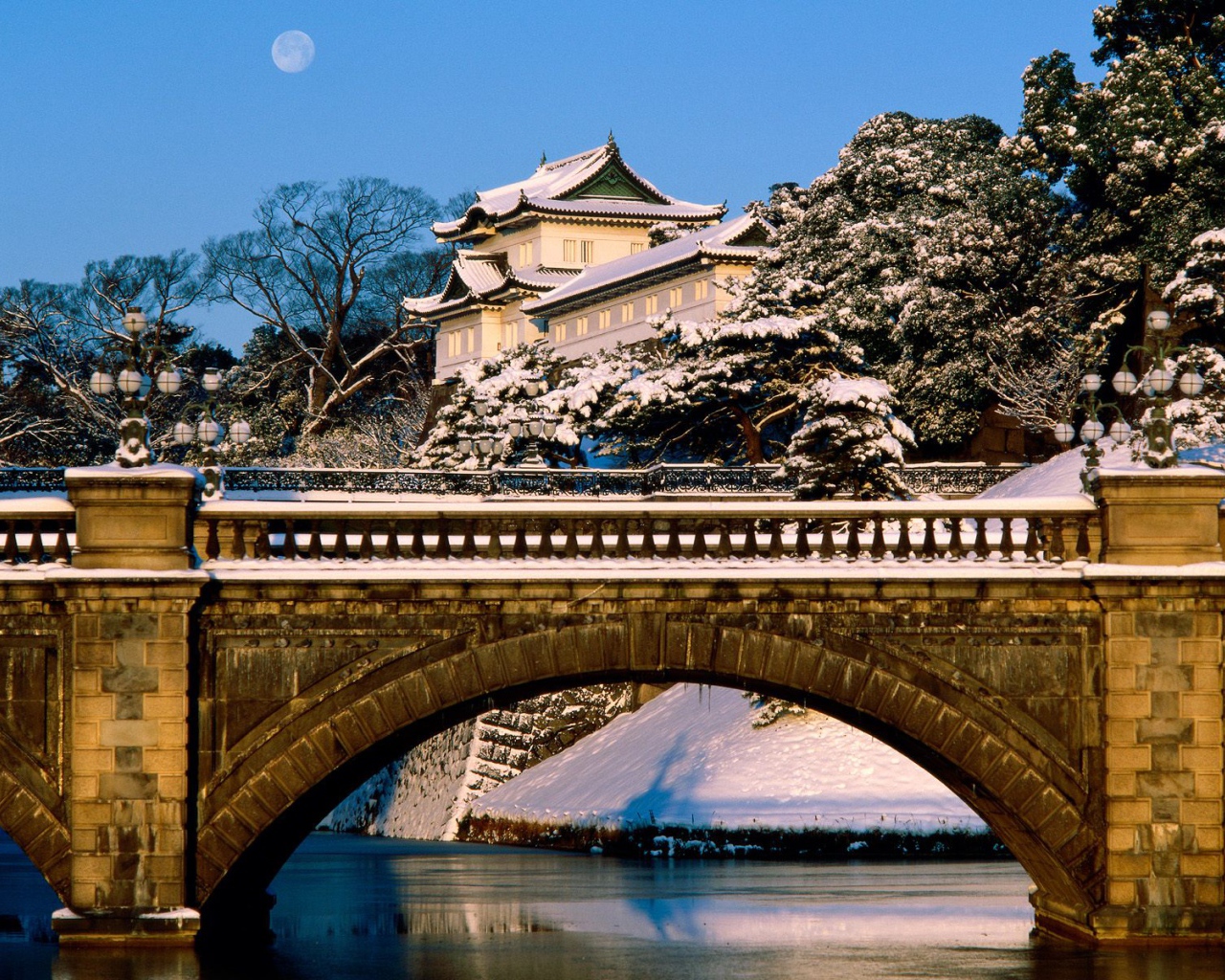 Роскошный дворец, Токио, Япония