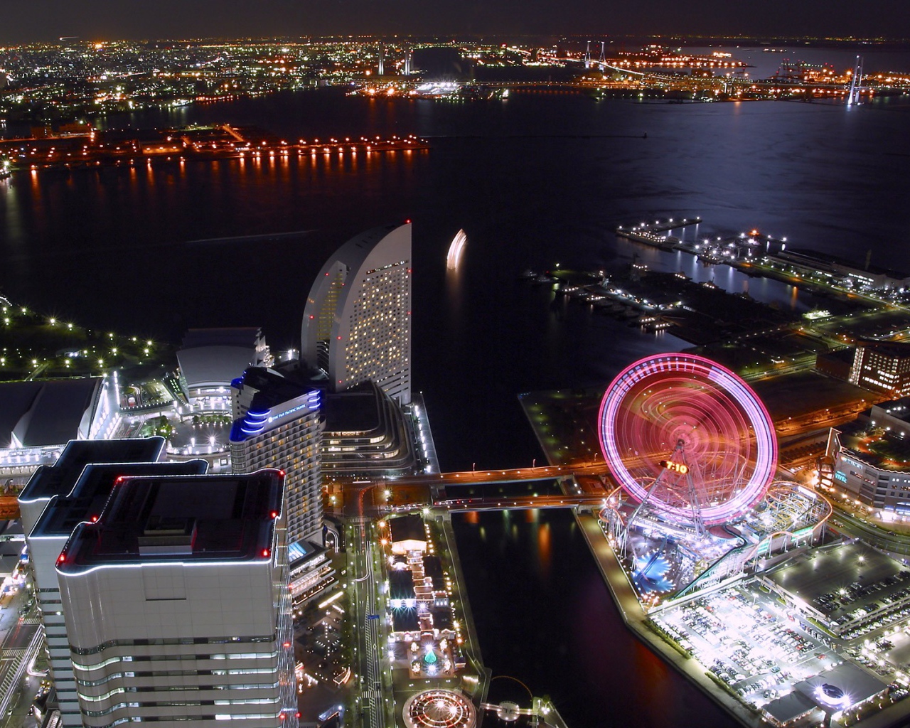 Японский ночной город