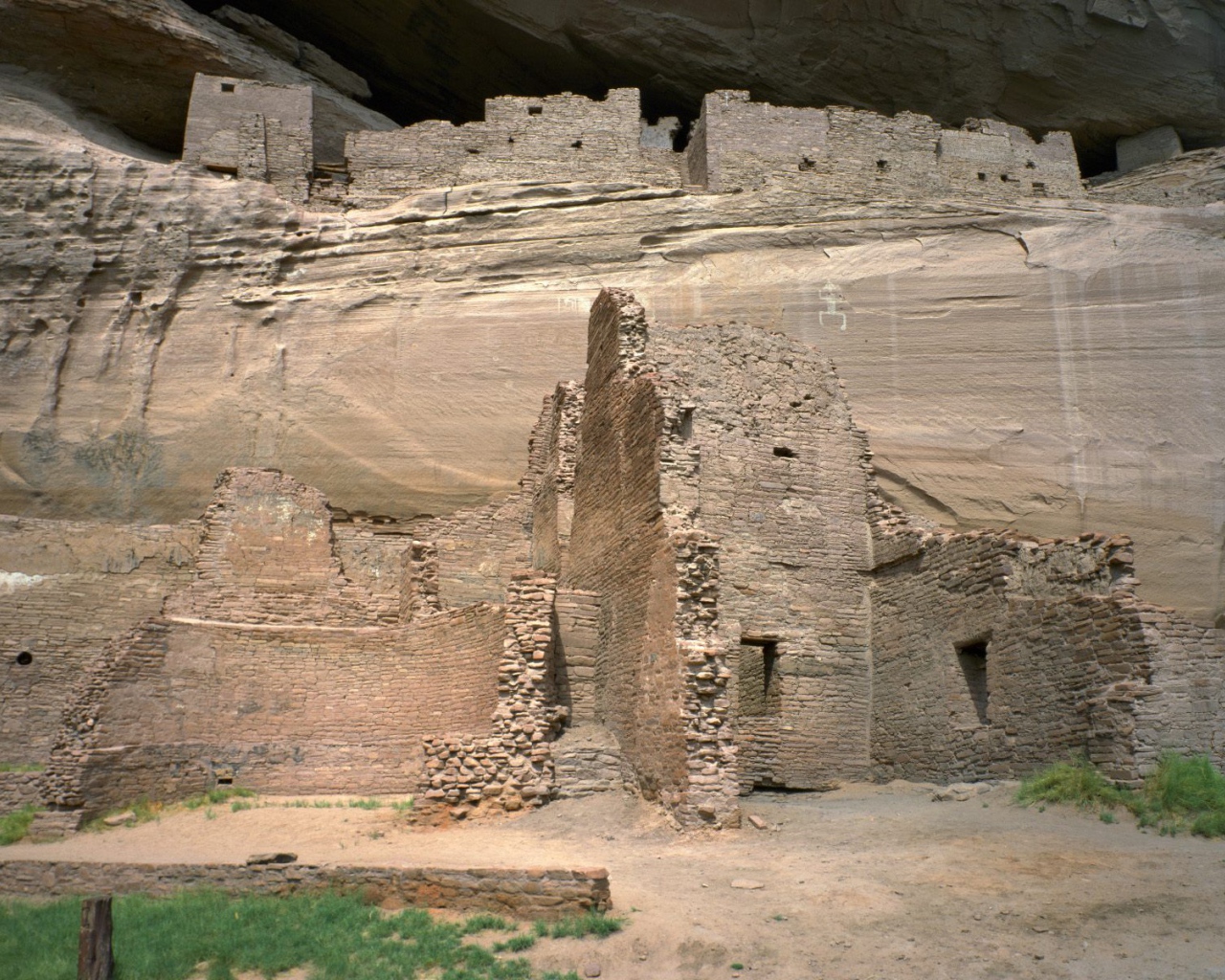 Утес Двилингс / Руины Белого дома / Аризона / США