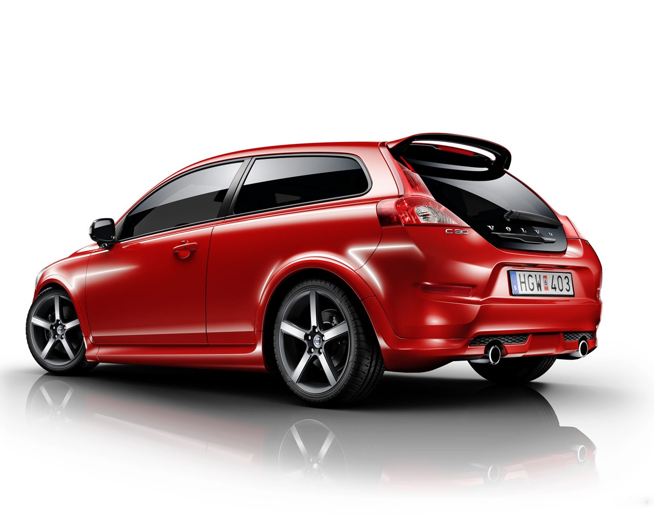 Автомобиль Volvo