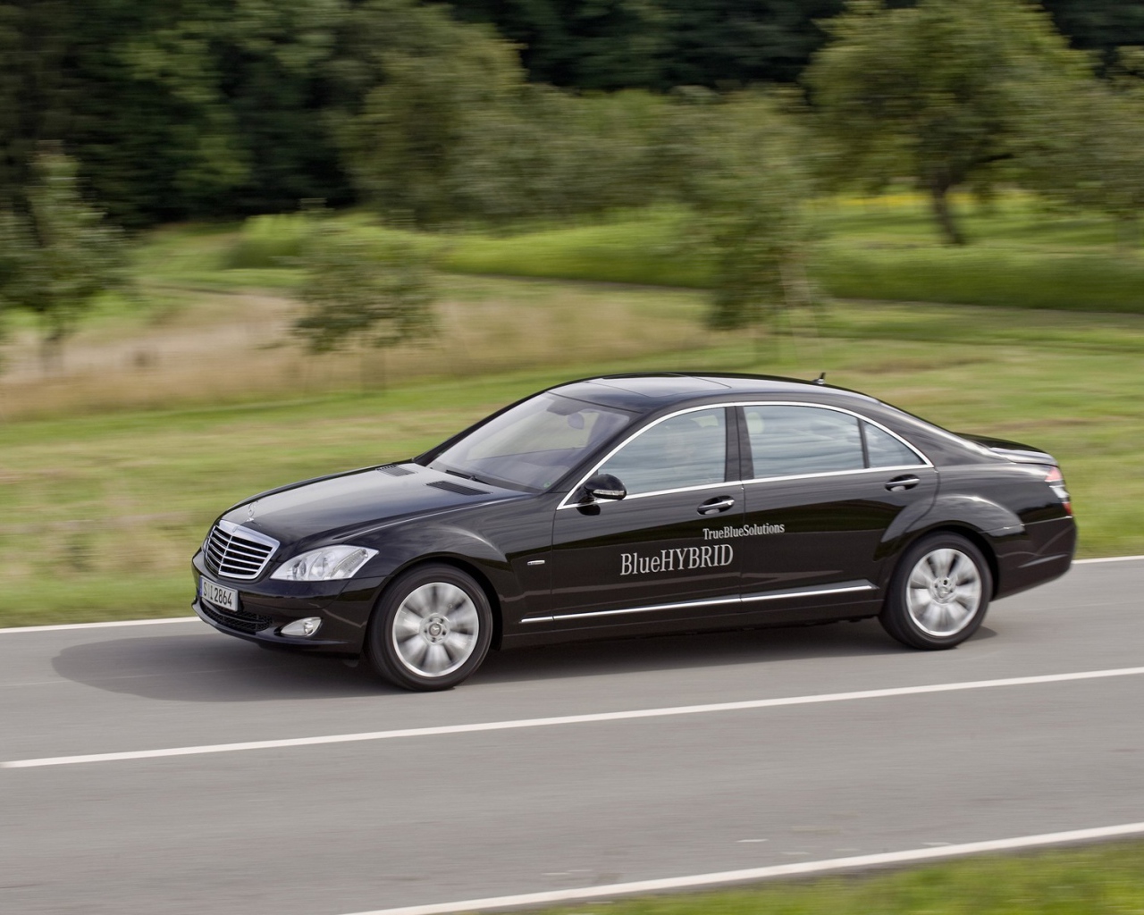 Респектабельный Mercedes