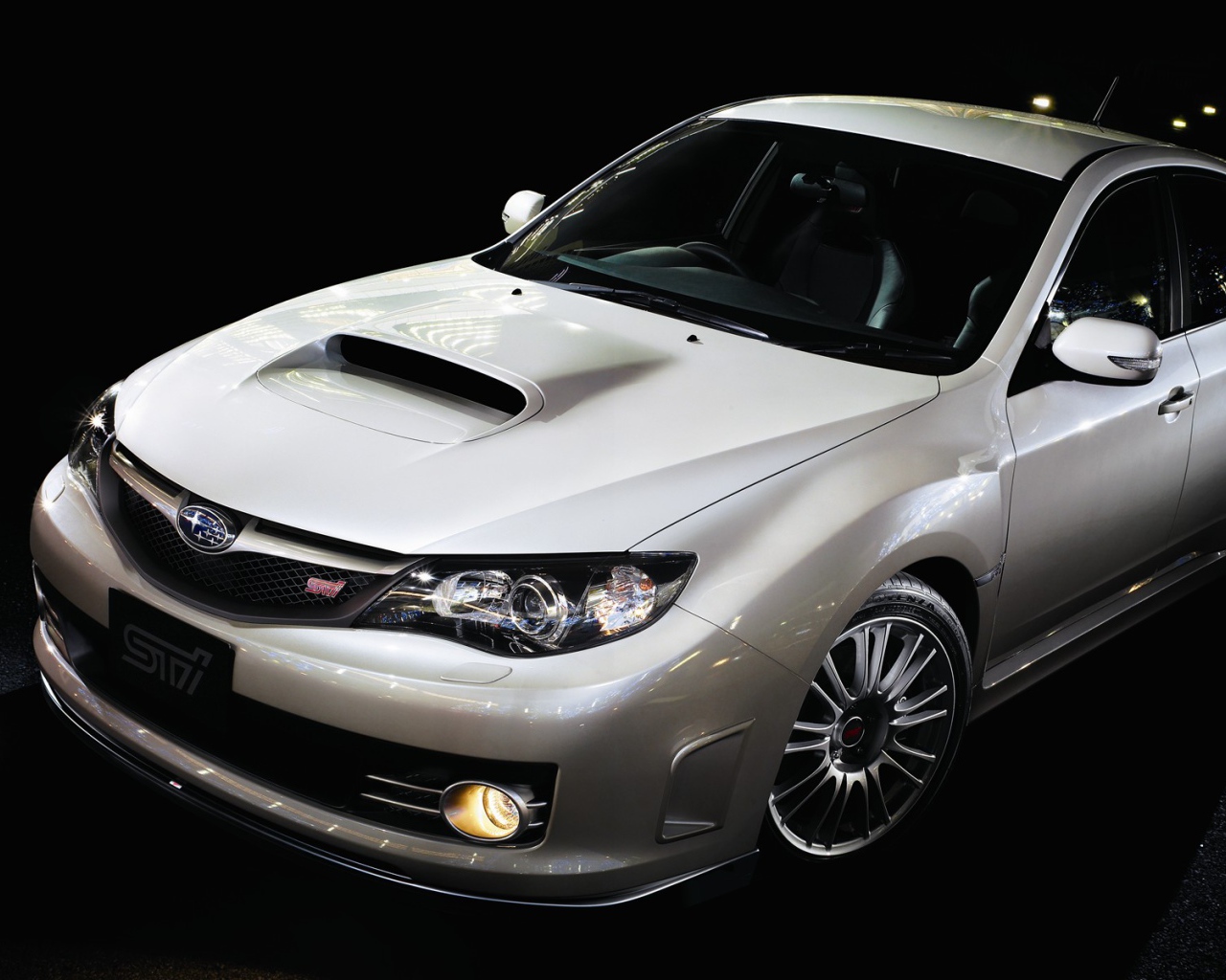 Автомобиль Subaru