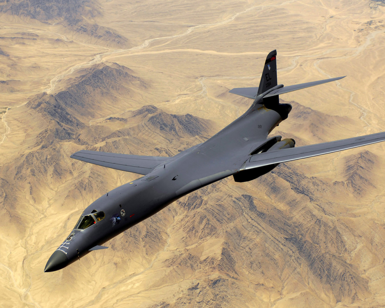 Самолет над пустыней