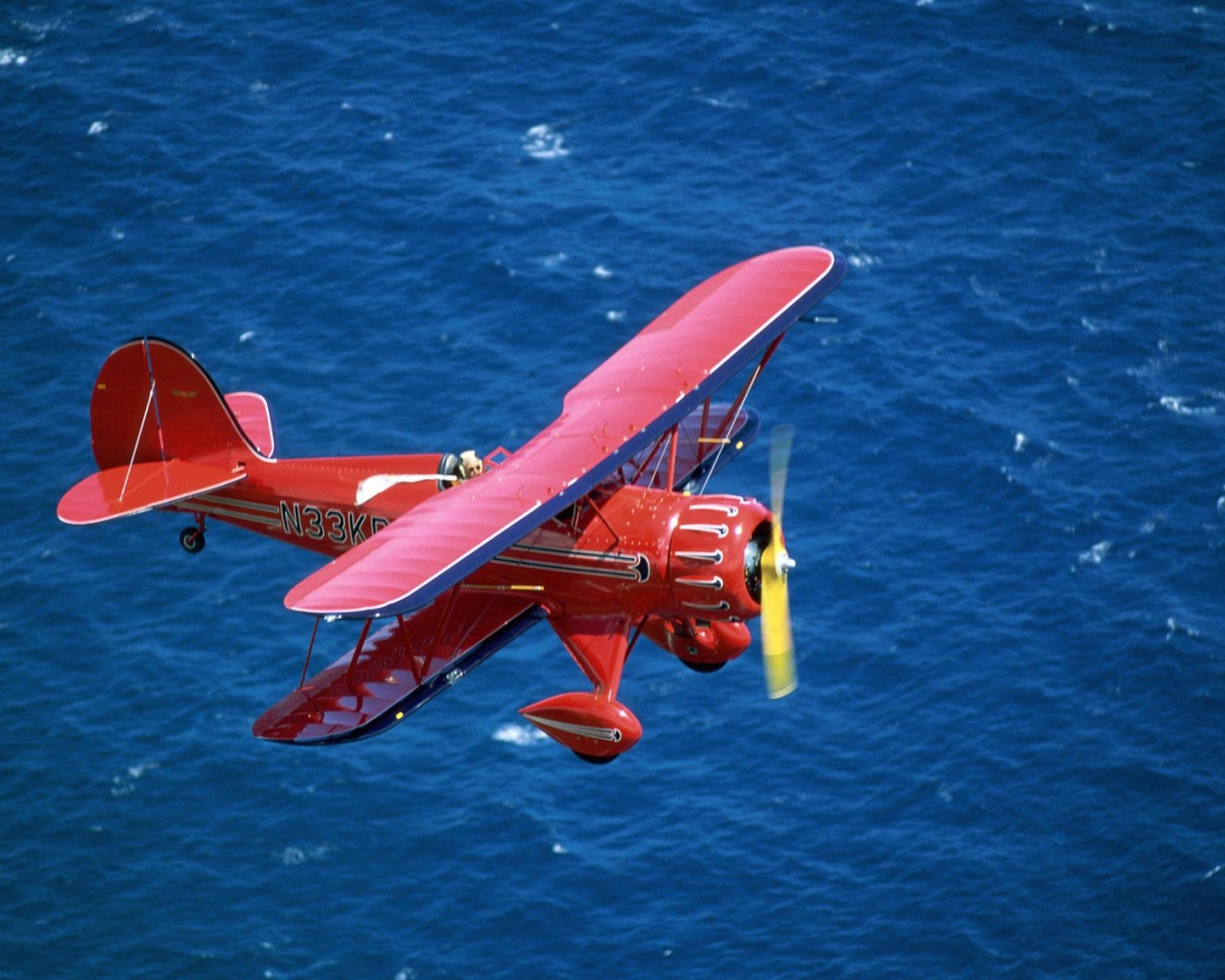 Полет над водой