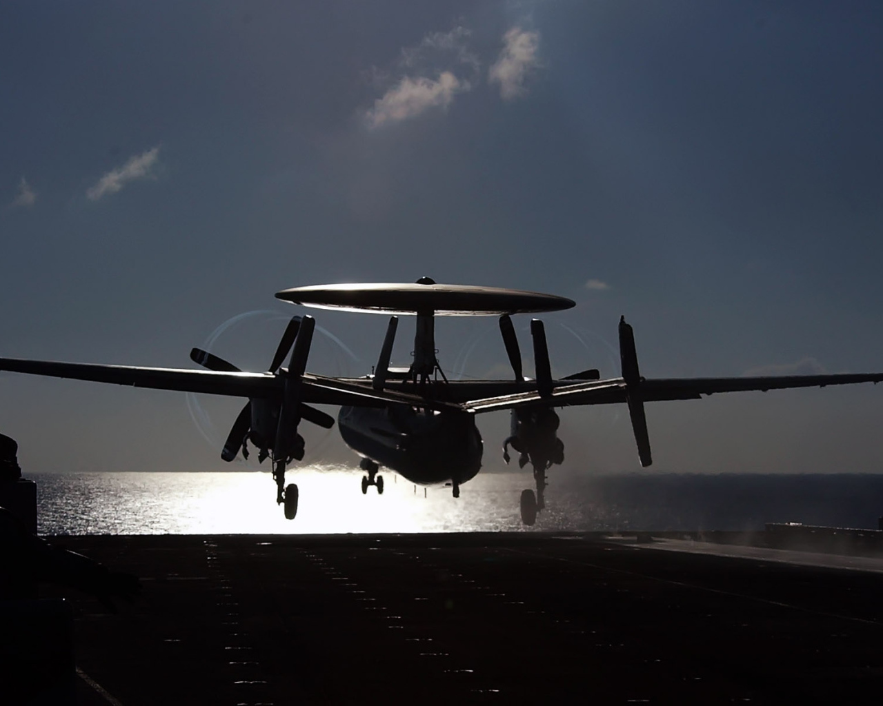 Военная авиация / самолет разведчик