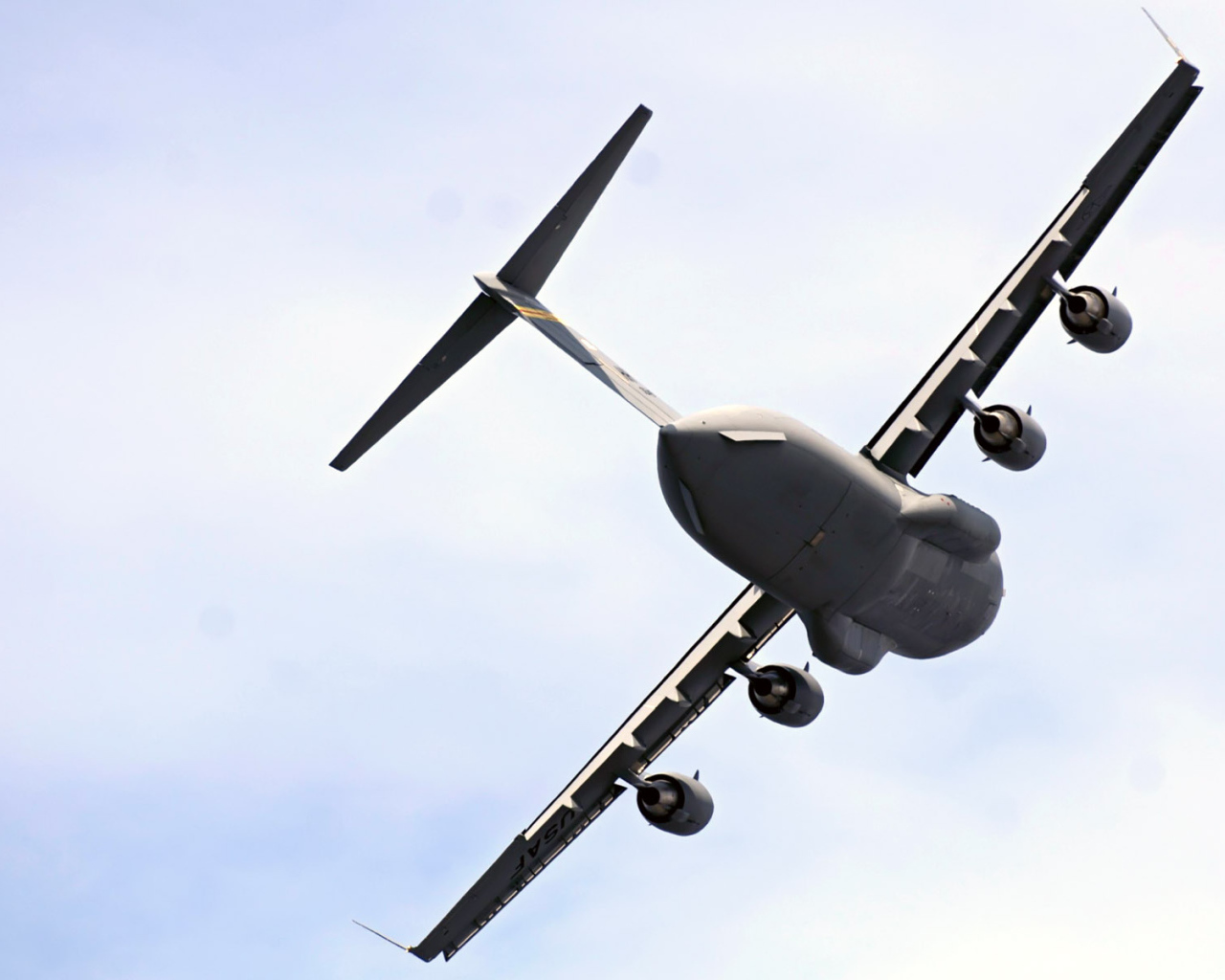 Военная авиация / разворот