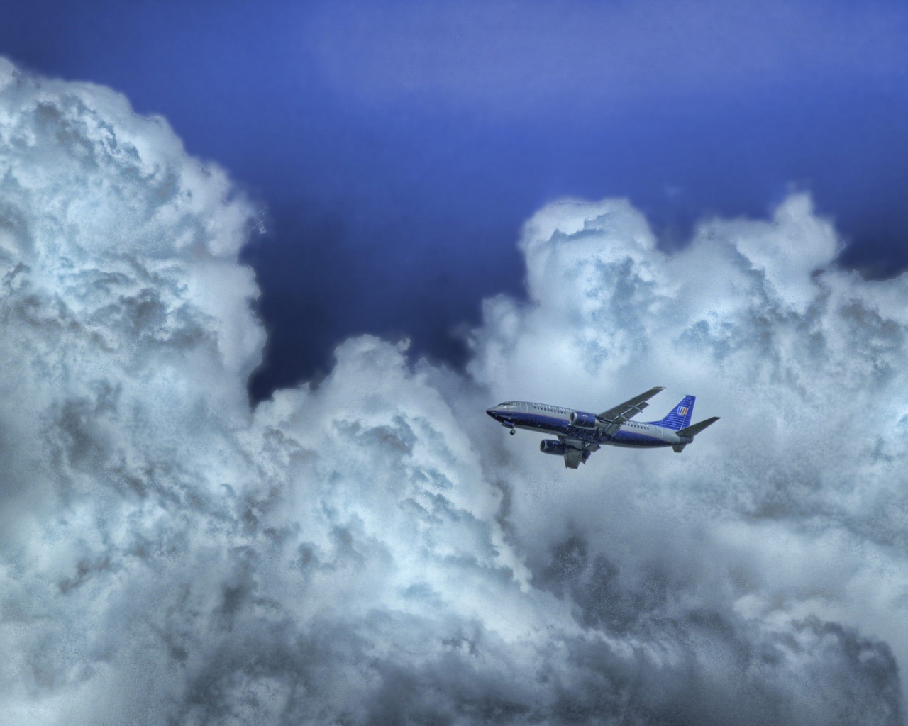 Полет над облаками