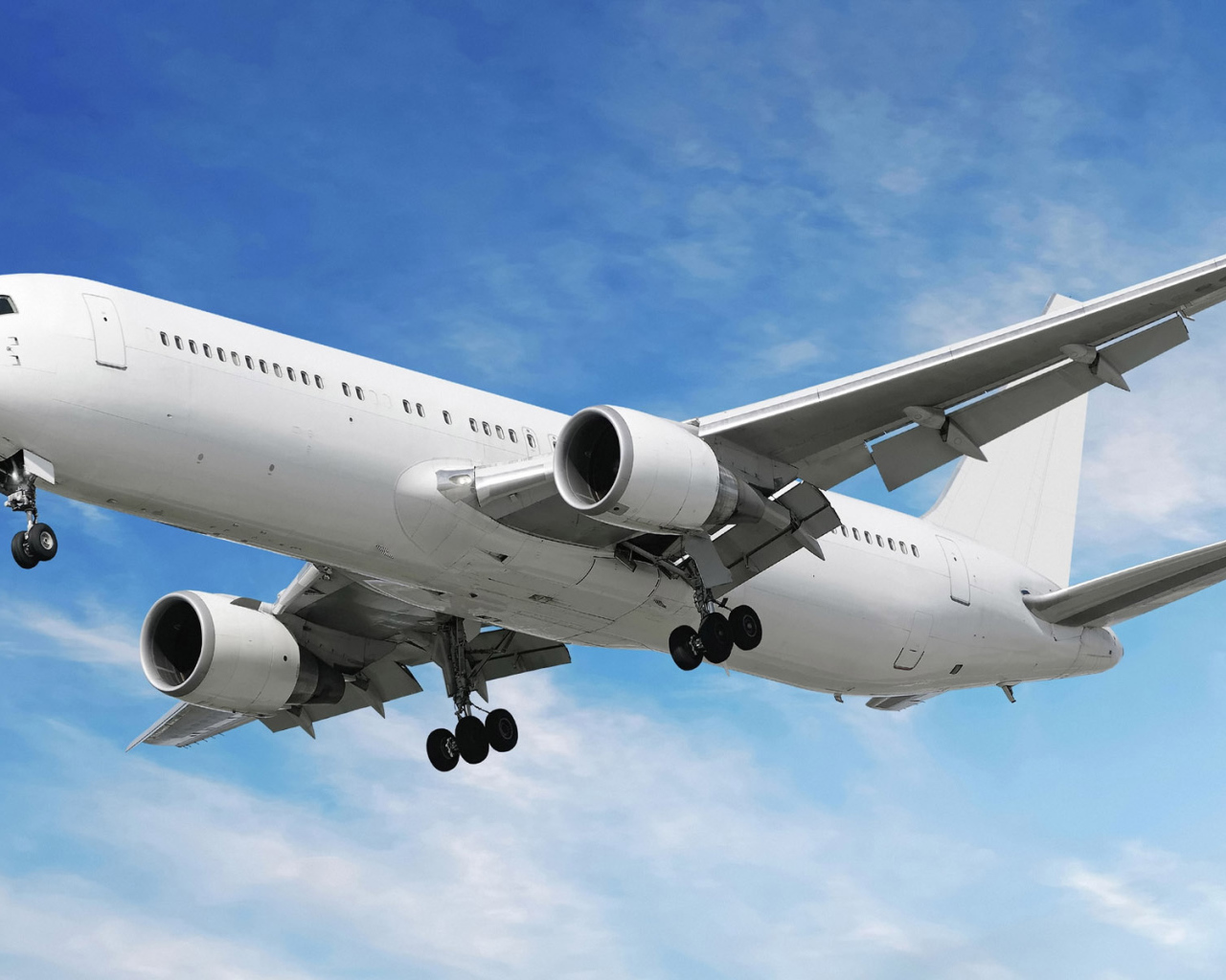 Самолет заходящий на посадку