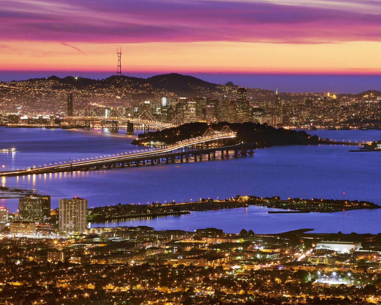 Яркие городские огни