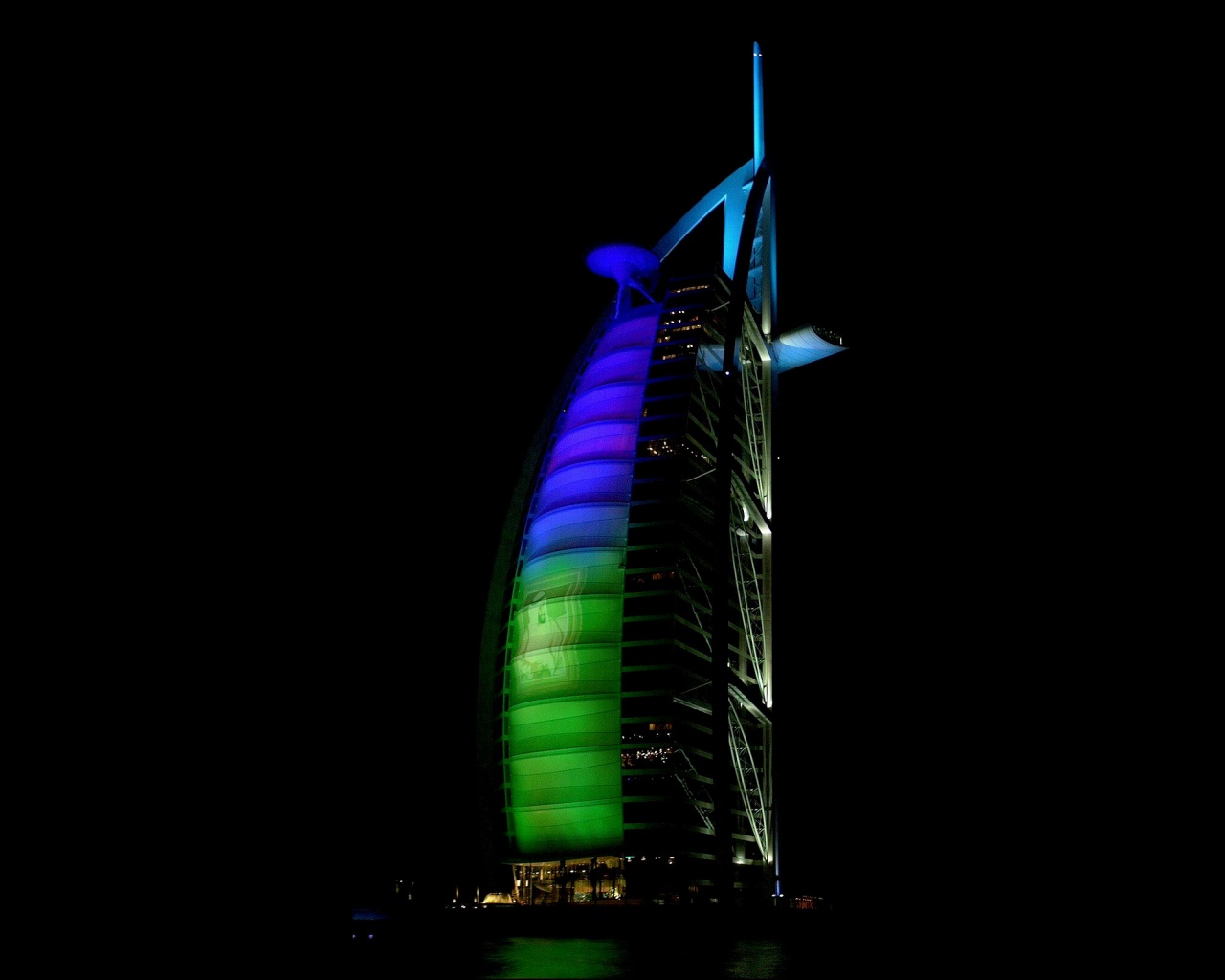 Персидский парус